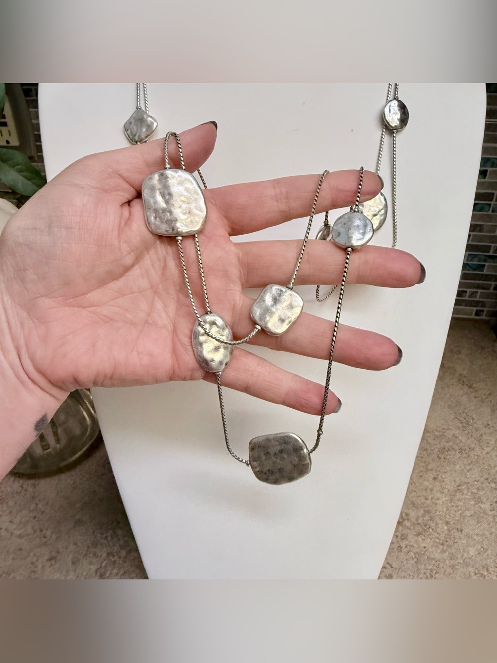 Chicos Long Silver Tone Layered Station Necklace Hammered Geometric Discs Boho - Picture 3 of 4